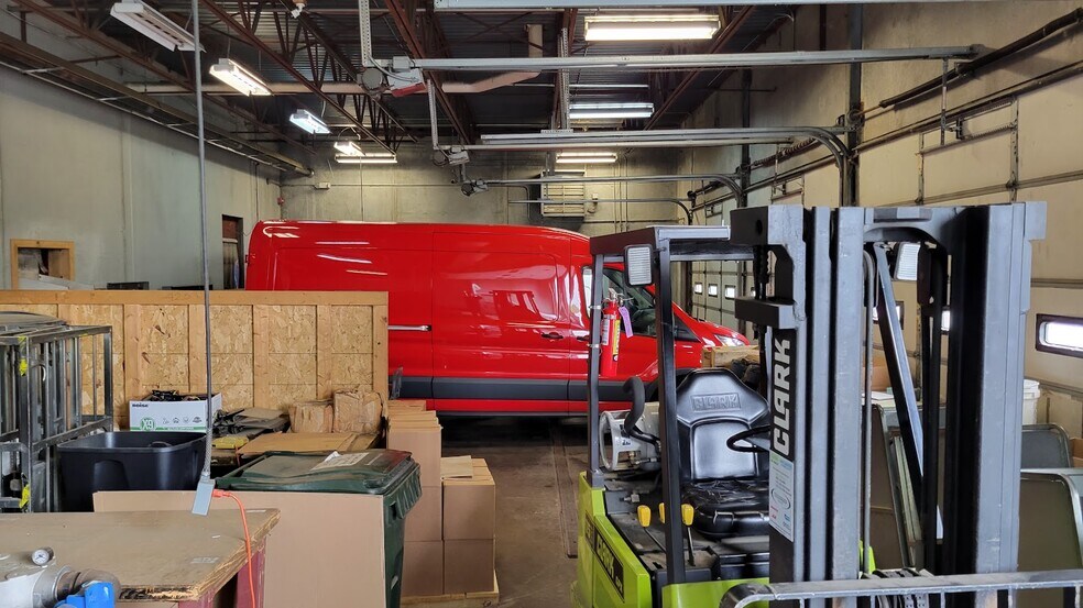 More Photos Of 506 James St, Brainerd Warehouse For Sale