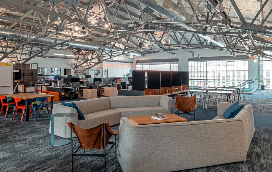 More Photos Of 209 E Riverside Dr, Austin Office For Lease