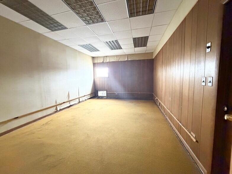 More Photos Of 55 N Main St, Hornell Distribution For Sale