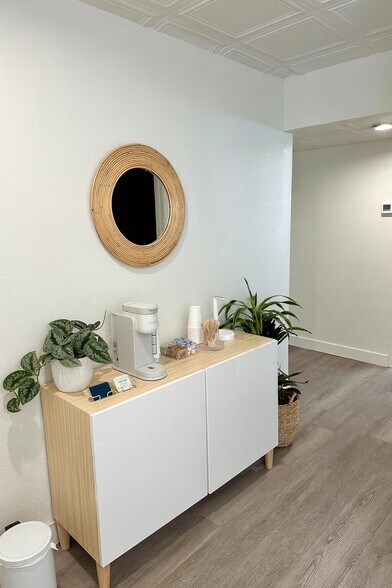 More Photos Of 4747 Mission Blvd, San Diego Medical For Lease