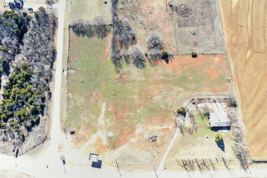 More Photos Of 19978 State Highway 39, Purcell Land For Sale