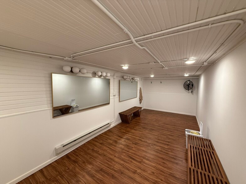 More Photos Of 333 Market St, Zanesville General Retail For Sale