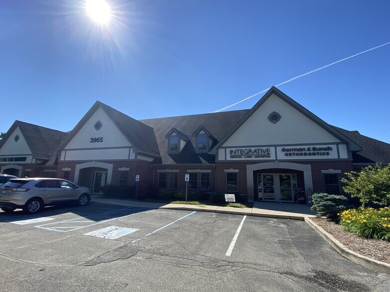 Primary Photo Of 3965 W 106th St, Carmel Office For Lease