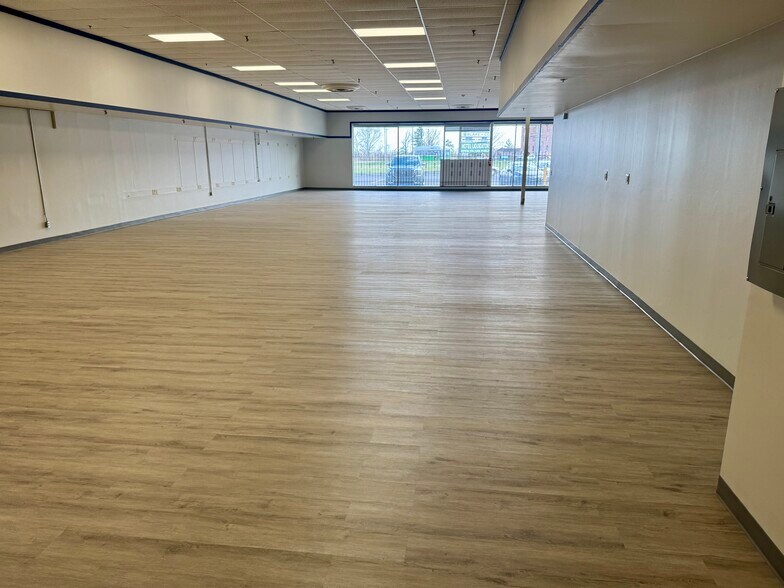 More Photos Of 4805-4825 Salem Ave, Dayton Unknown For Lease