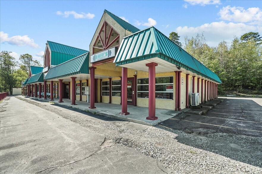 More Photos Of 635 Route 739, Lords Valley Freestanding For Sale