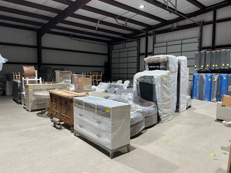 More Photos Of 333 Anchor St, Corpus Christi Industrial For Sale