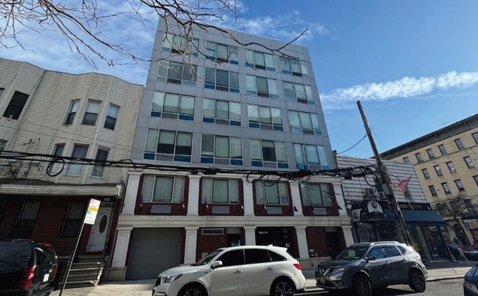 More Photos Of , Bronx Unknown For Sale