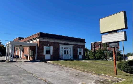 Primary Photo Of 4200 W Market St, York Storefront Retail Office For Lease