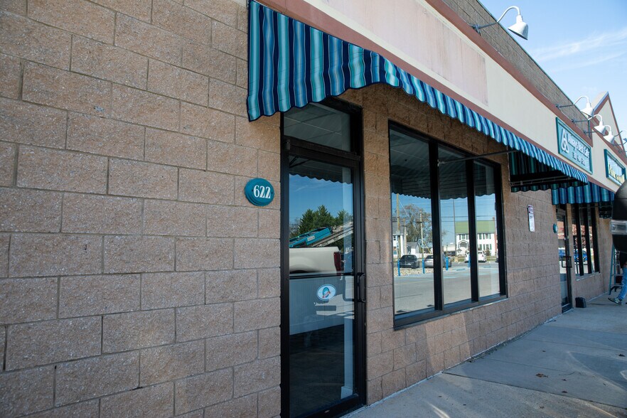 More Photos Of 610-632 Mulberry St, Milton General Retail For Lease