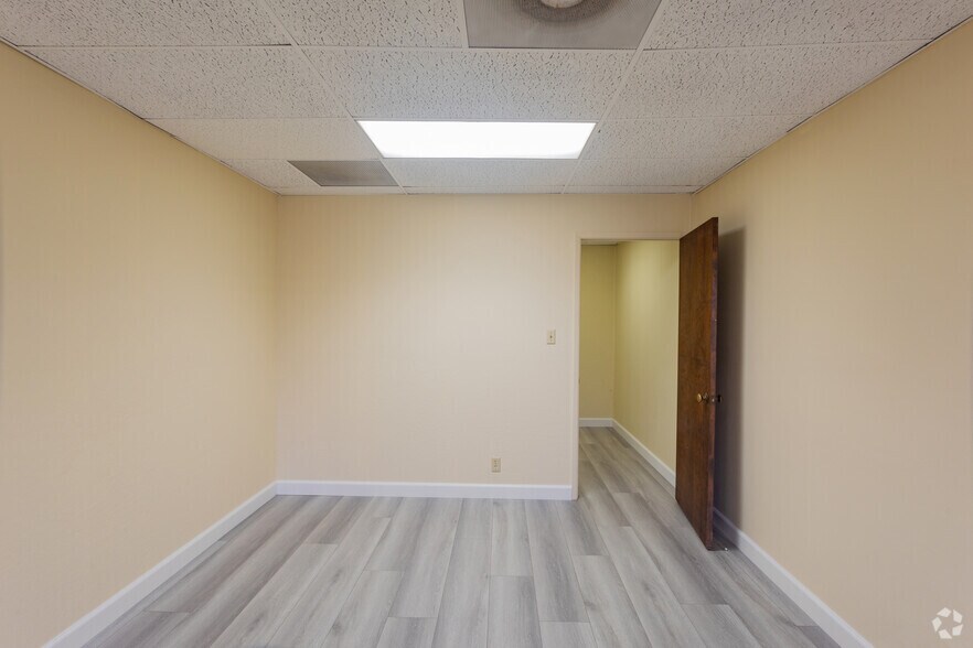 More Photos Of 960 Saratoga Ave, San Jose Office For Lease