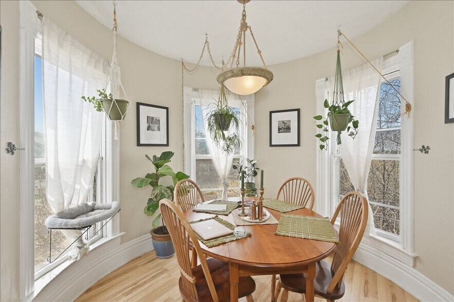More Photos Of 1727 E Superior St, Duluth Multifamily For Sale