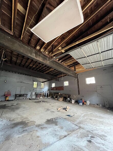 More Photos Of 5412 Buffalo, Jacksonville Industrial For Lease
