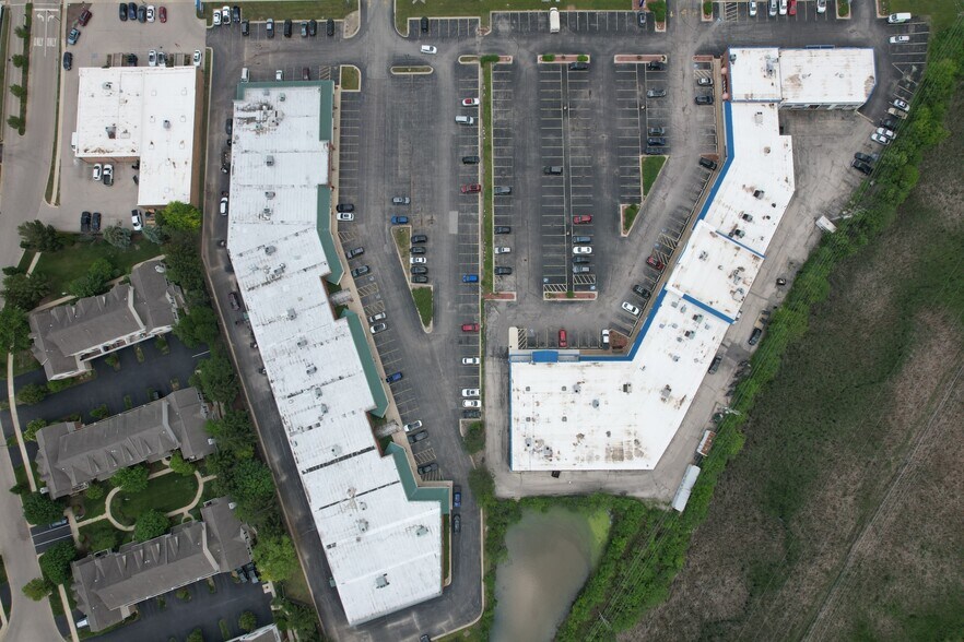 More Photos Of 315-345 W Northwest Hwy, Palatine Freestanding For Lease