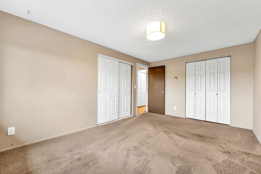 More Photos Of 13500 SE Linden Ln, Milwaukie Apartments For Sale