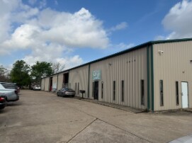 More Photos Of 4920 Pinemont Dr, Houston Manufacturing For Sale