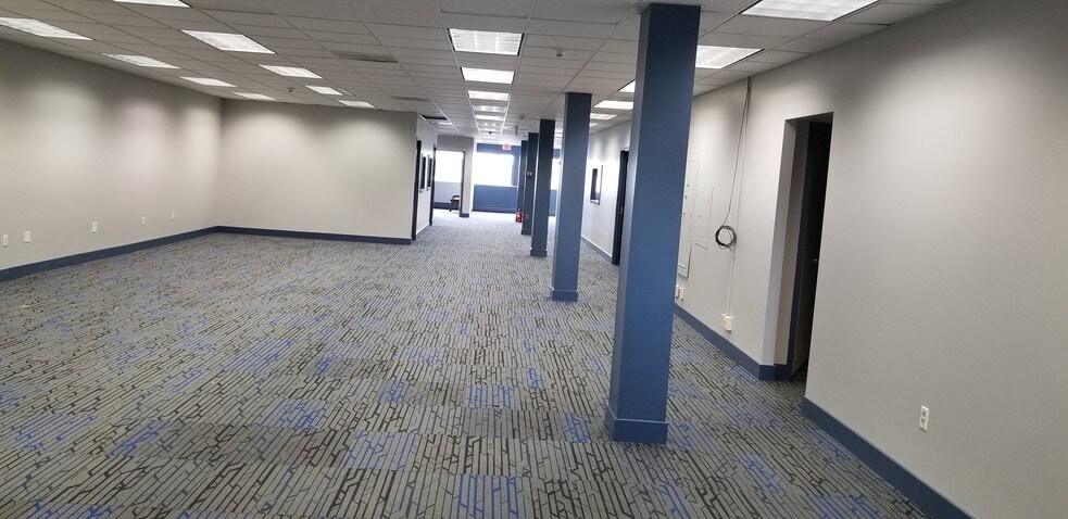 More Photos Of 40 Main St, Toms River Office For Lease