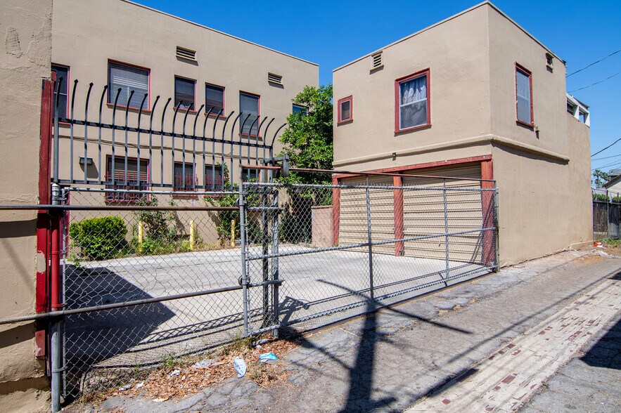 More Photos Of 2375-2379 W 12th St, Los Angeles Apartments For Sale