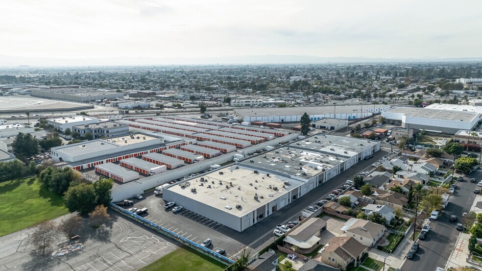 More Photos Of 8010 Wheatland Ave, Sun Valley Manufacturing For Sale