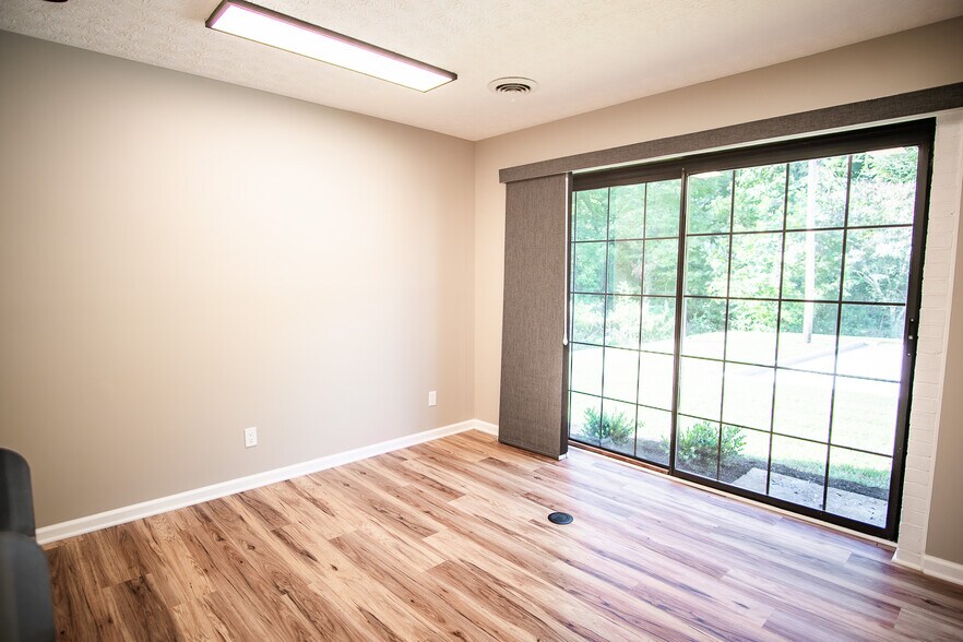 More Photos Of 508 Scarboro Ln, Oak Ridge Medical For Lease