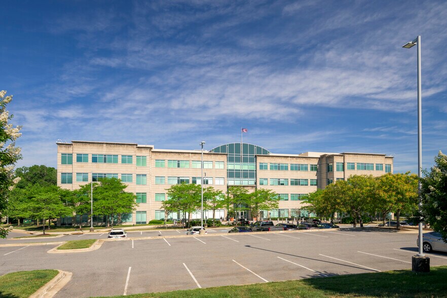 More Photos Of 132 National Business Pky, Annapolis Junction Medical For Lease