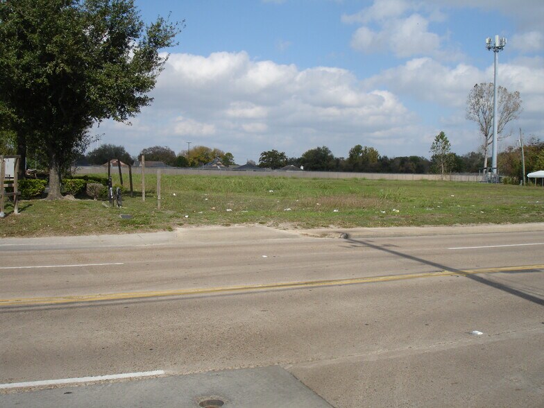 More Photos Of 4205 Pasadena Blvd, Pasadena Land For Sale