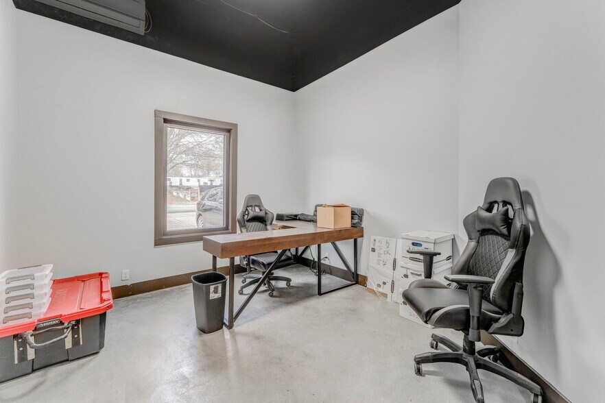 More Photos Of 3239 S Dixie Hwy, Dalton Industrial For Sale