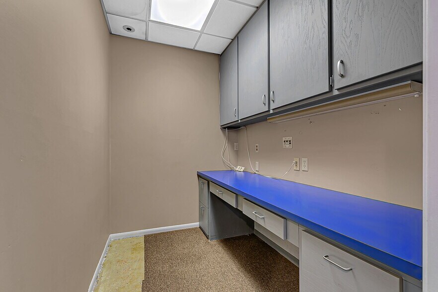 More Photos Of 1011 2nd St N, Saint Cloud Office For Sale