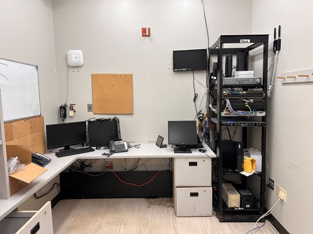 More Photos Of 425 N 5th St, Roscommon Freestanding For Sale