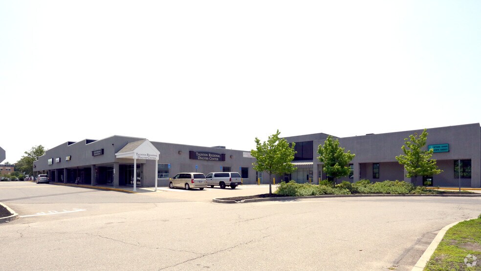 Primary Photo Of 1 Washington St, Taunton Storefront For Lease