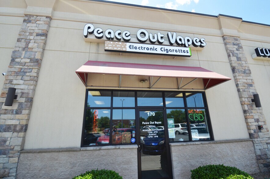 More Photos Of 150-190 Hanes Mill Ct, Winston-Salem Storefront For Sale