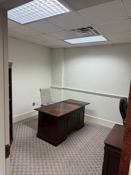 More Photos Of 341 3rd St, Macon-Bibb Loft Creative Space For Sale