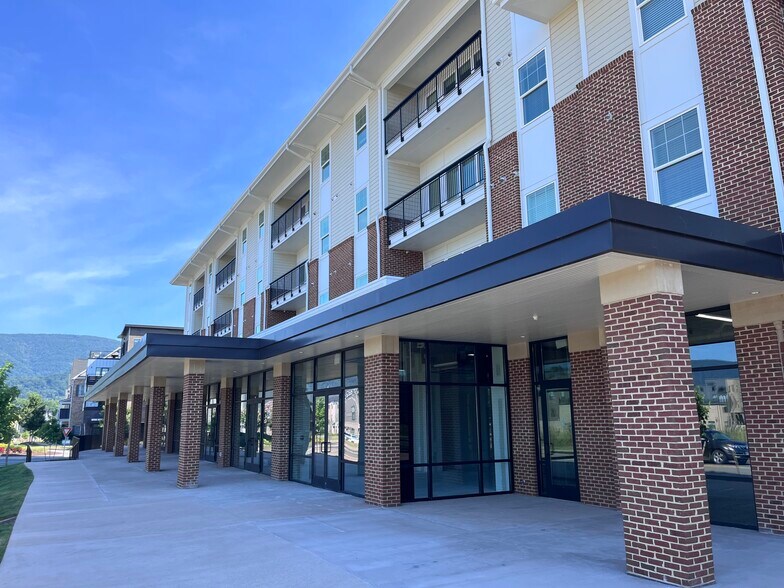 More Photos Of 1005 Heathercroft Cir, Crozet Apartments For Lease