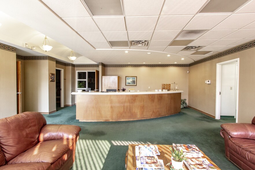 More Photos Of 4171 N Mesa St, El Paso Office For Sale