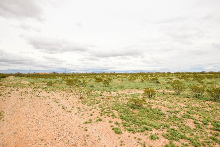 More Photos Of 5860 E Comsoft Pl, Sahuarita Land For Lease