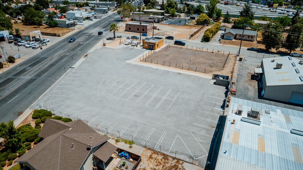 More Photos Of 950 Calimesa Blvd, Calimesa Freestanding For Sale