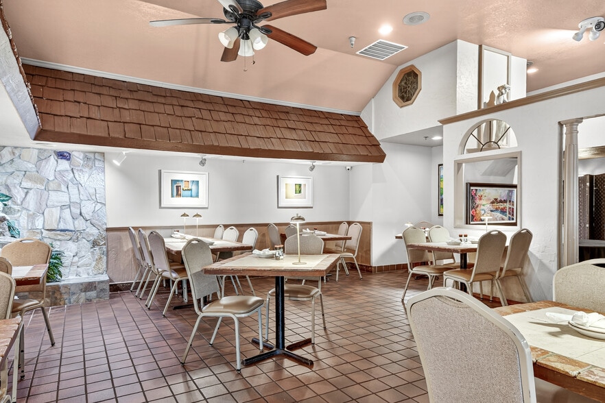 More Photos Of 1915 A1A S, Saint Augustine Restaurant For Lease