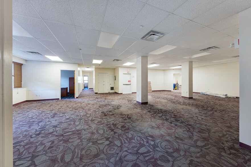 More Photos Of 99 S 3rd St, Brooklyn Apartments For Lease