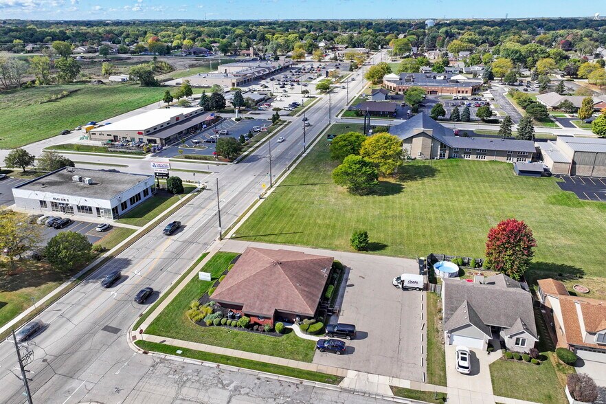 More Photos Of 3410 80th St, Kenosha Office For Sale
