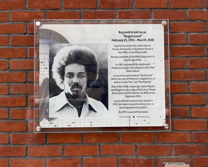 More Photos Of 512 Paterson Plank Rd, Jersey City Restaurant For Lease