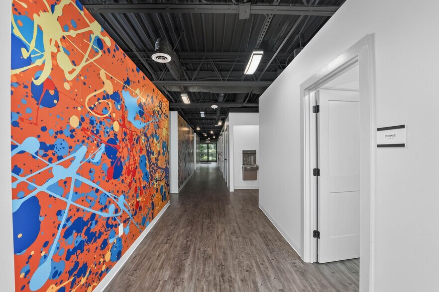 More Photos Of 2765 S Main St, Kennesaw Storefront For Lease