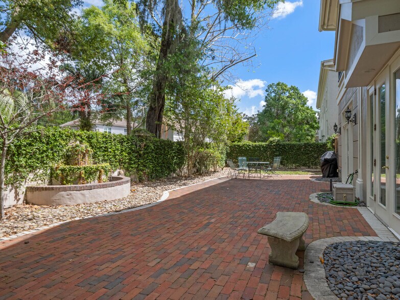 More Photos Of 167 Lookout Pl, Maitland Loft Creative Space For Lease