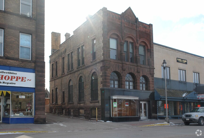 Primary Photo Of 212-214 Main St W, Ashland Storefront Retail Office For Lease