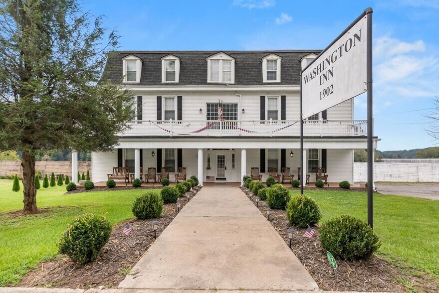 Primary Photo Of 509 W Main St, Fries Hotel For Sale