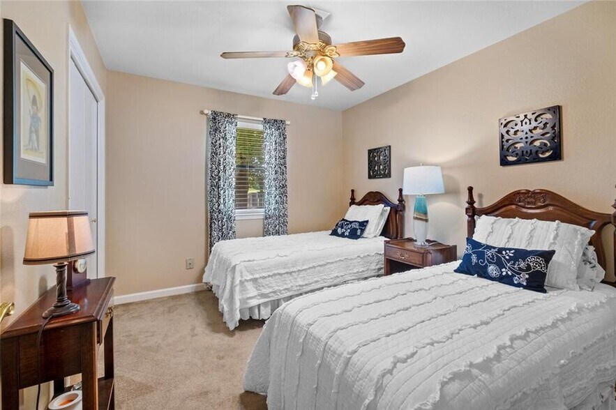 More Photos Of 1051 Peterson Dr, Decatur Specialty For Sale