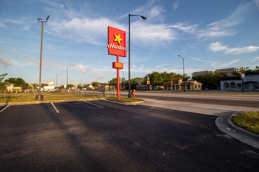 More Photos Of 504 W Vine St, Kissimmee Restaurant For Sale