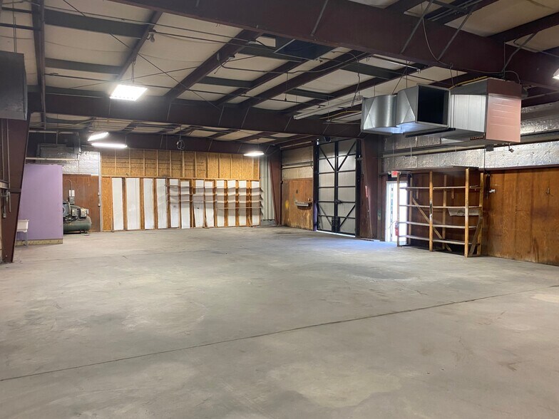 More Photos Of 5130 Hendersonville Rd, Fletcher Coworking Space