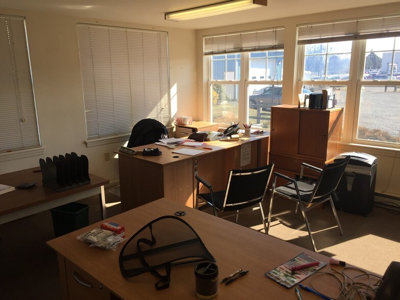 More Photos Of 1499 E Philadelphia Ave, Gilbertsville Storefront Retail Residential For Sale