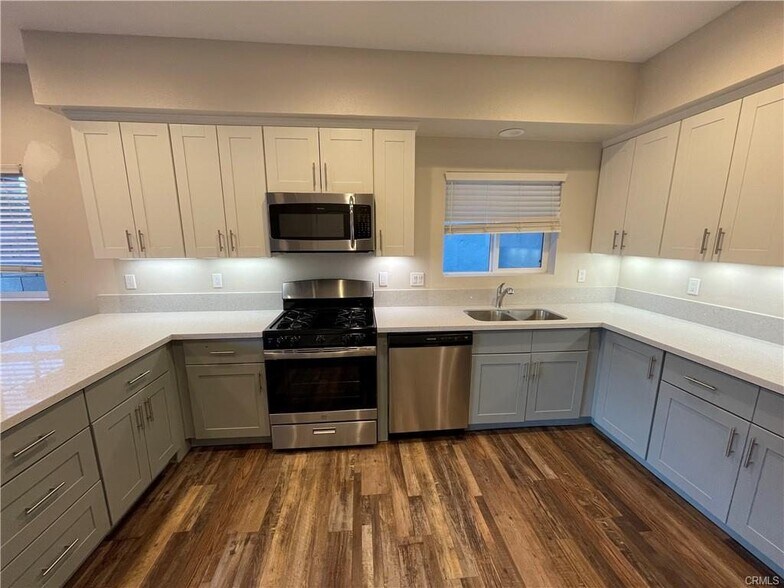 More Photos Of 68980 Via Eytel Rd, Cathedral City Apartments For Sale