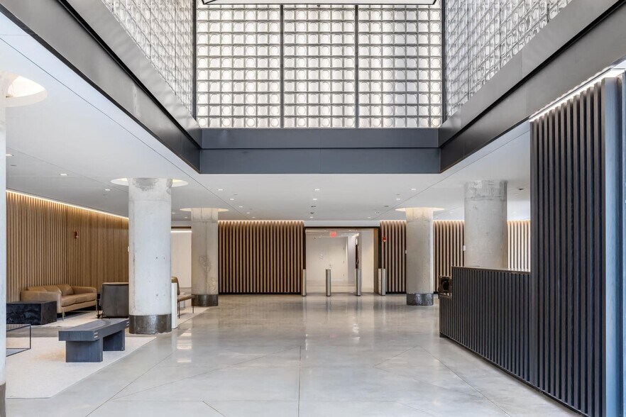 More Photos Of 25 Columbia Hts, Brooklyn Office For Lease