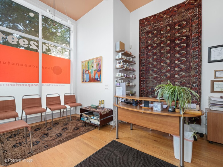 More Photos Of 4856 N Damen, Chicago Storefront Retail Office For Sale